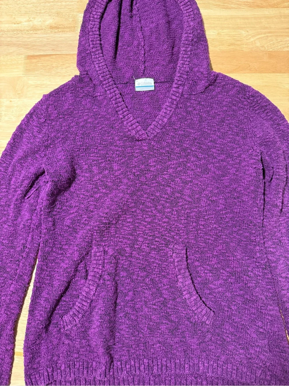 Columbia Women’s Medium Purple Hooded Sweater Pullover Kangaroo Pocket
